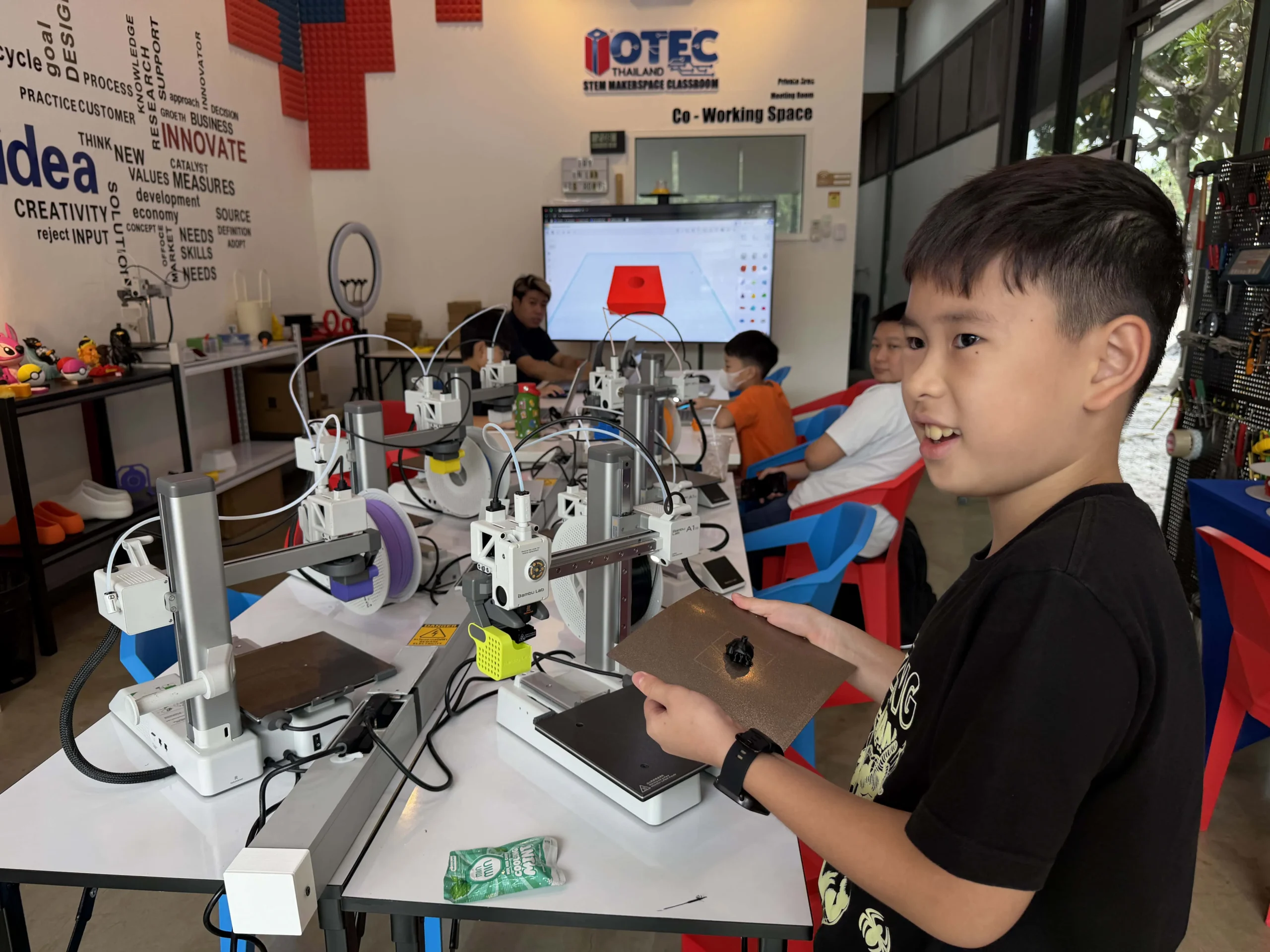 ผลงานจาก คอร์สเรียน STEM สำหรับเด็ก IOTEC Thailand